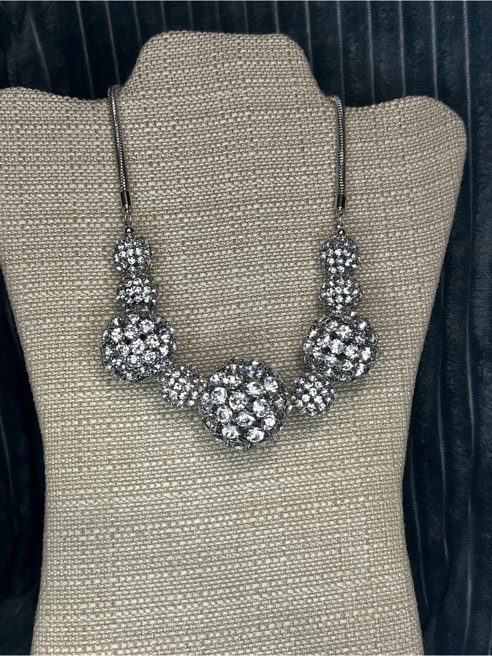 Paparazzi Zi Collection Silver Rhinestone Statement Necklace